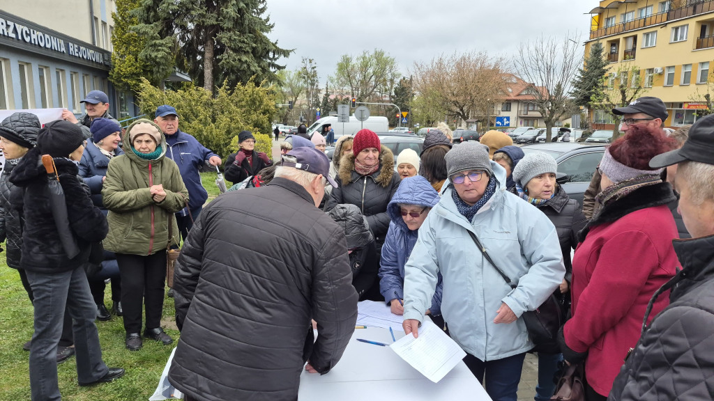 Hrubieszów broni przychodni