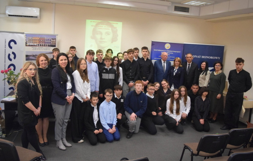 Finał konkursu o Róży Zamoyskiej