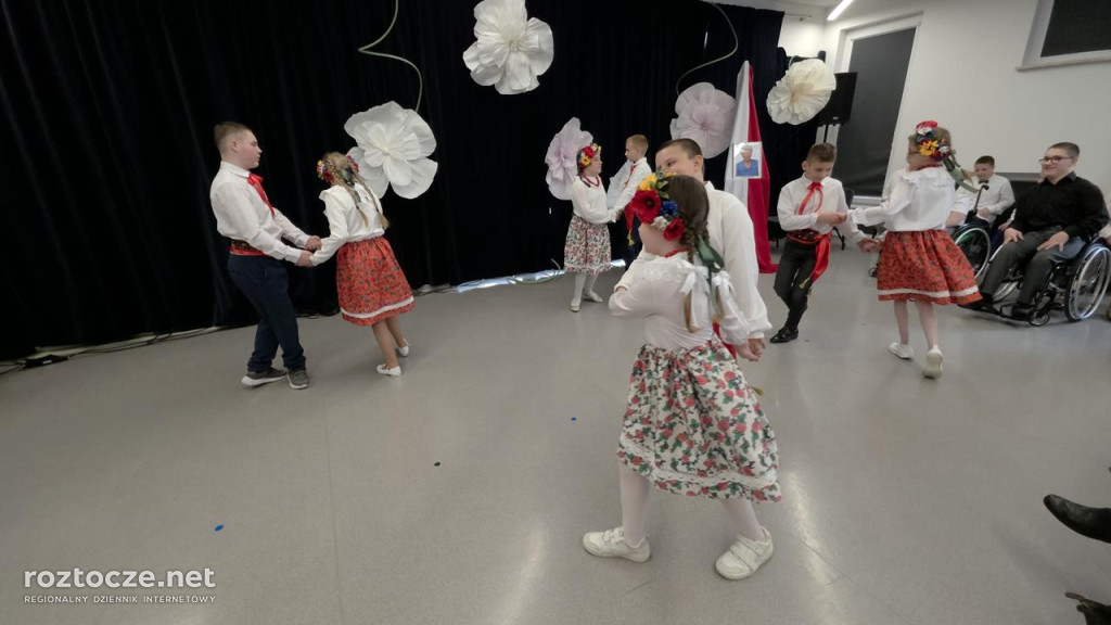 Zofia Kułakowska patronką szkoły Krok za krokiem