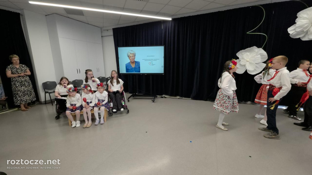 Zofia Kułakowska patronką szkoły Krok za krokiem