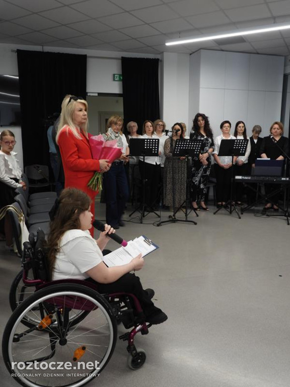 Zofia Kułakowska patronką szkoły Krok za krokiem