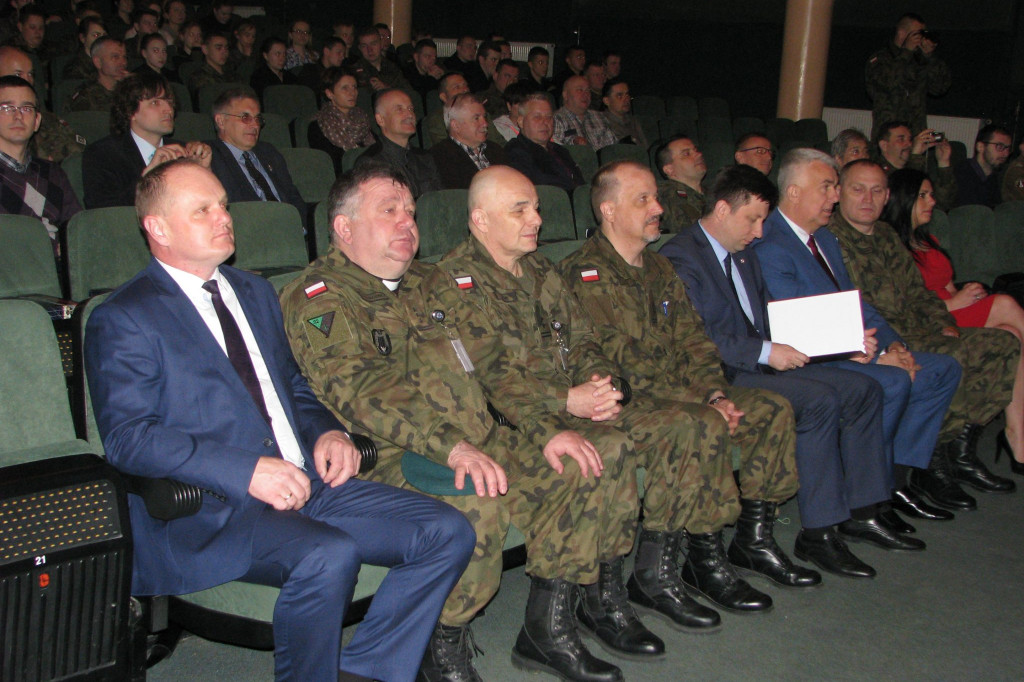 Zamość: Rekonstrukcje historyczne i wychowanie patriotyczne