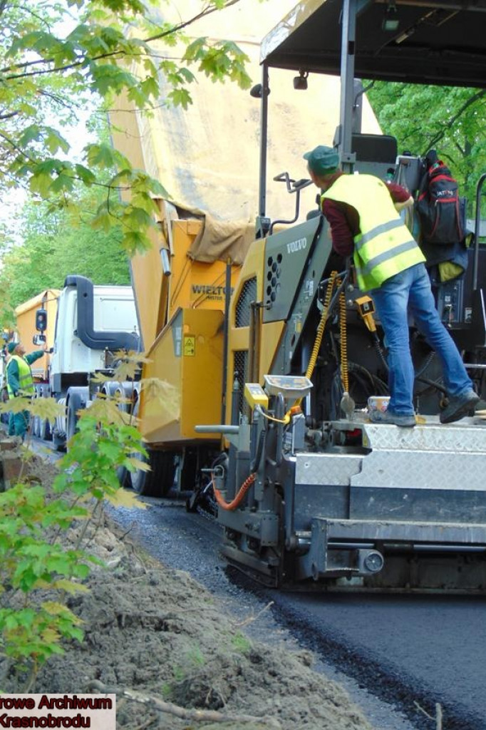 Krasnobród: Trwa przebudowa drogi Krasnobród-Jacnia [ZDJĘCIA]