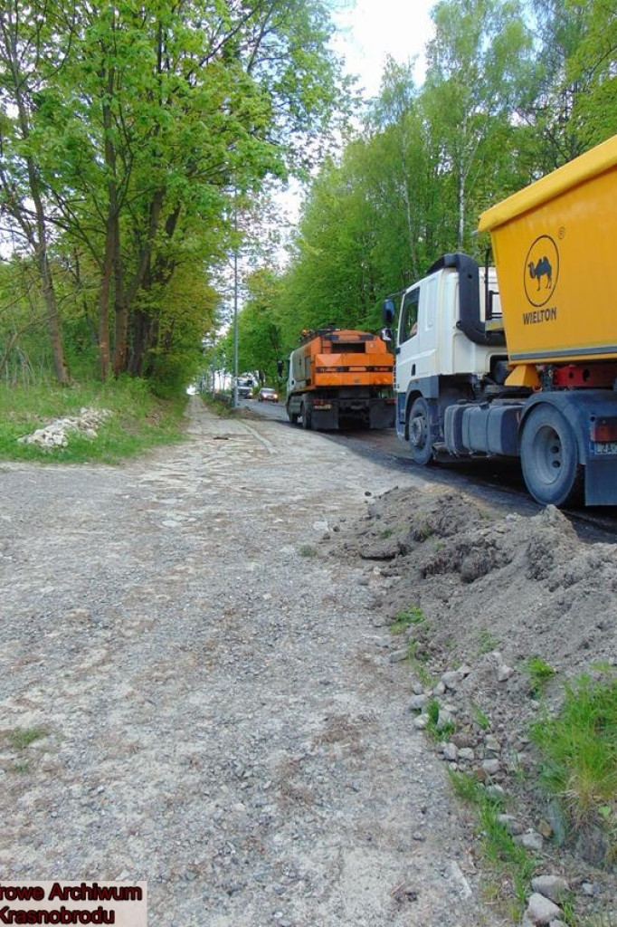 Krasnobród: Trwa przebudowa drogi Krasnobród-Jacnia [ZDJĘCIA]