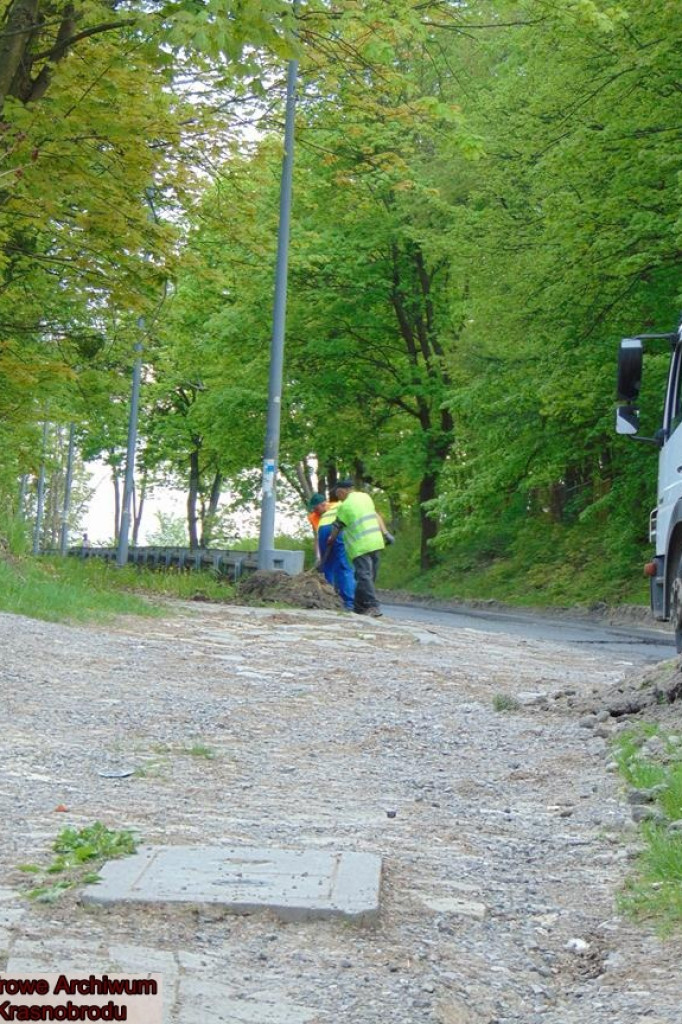 Krasnobród: Trwa przebudowa drogi Krasnobród-Jacnia [ZDJĘCIA]