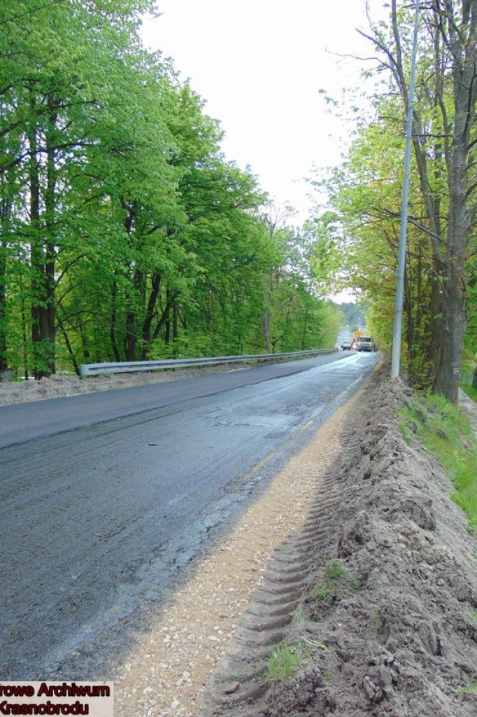Krasnobród: Trwa przebudowa drogi Krasnobród-Jacnia [ZDJĘCIA]