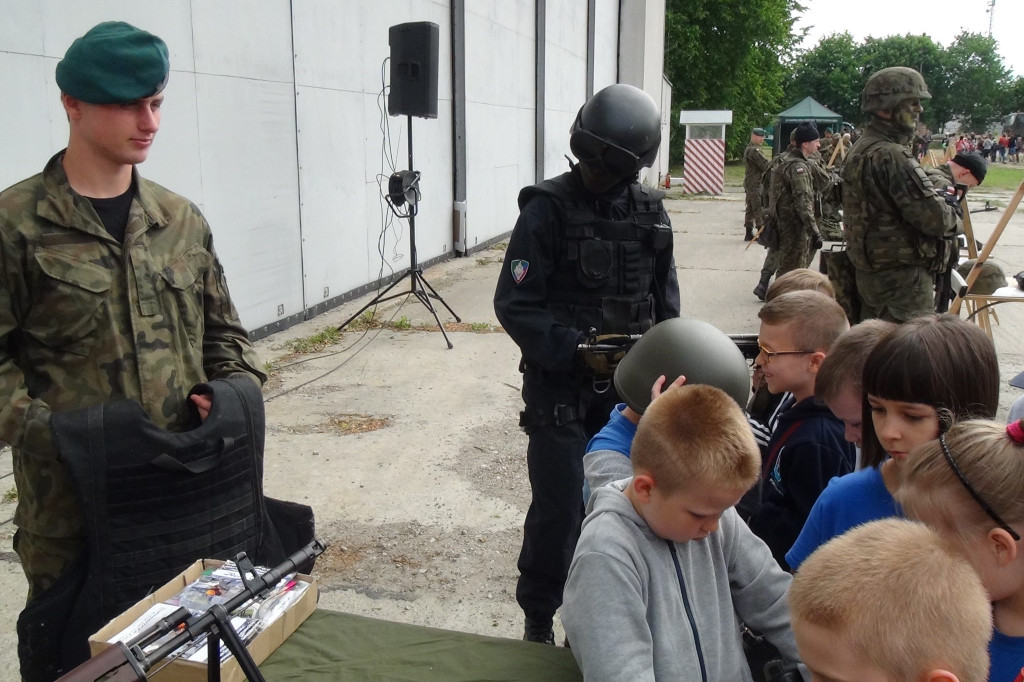 Zamość: Dzień Otwarty Koszar 2017 [ZDJĘCIA]