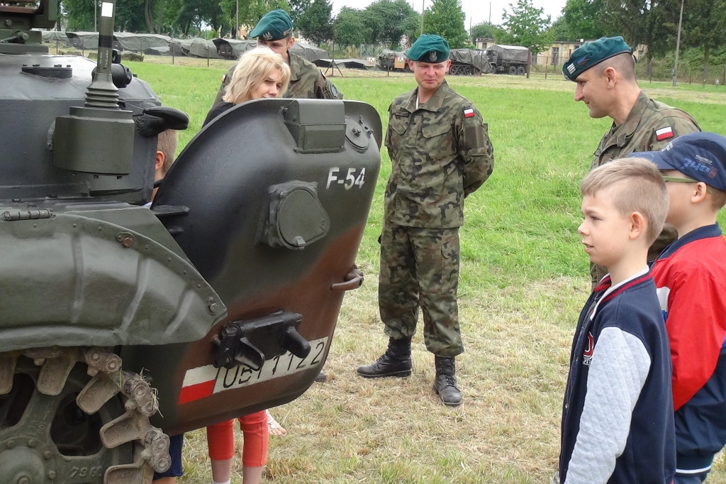 Zamość: Dzień Otwarty Koszar 2017 [ZDJĘCIA]