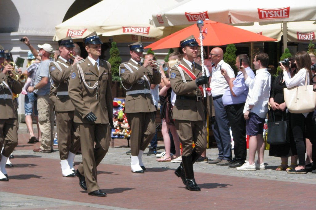 Zamość: Przysięga wojskowa na Rynku Wielkim [ZDJĘCIA]