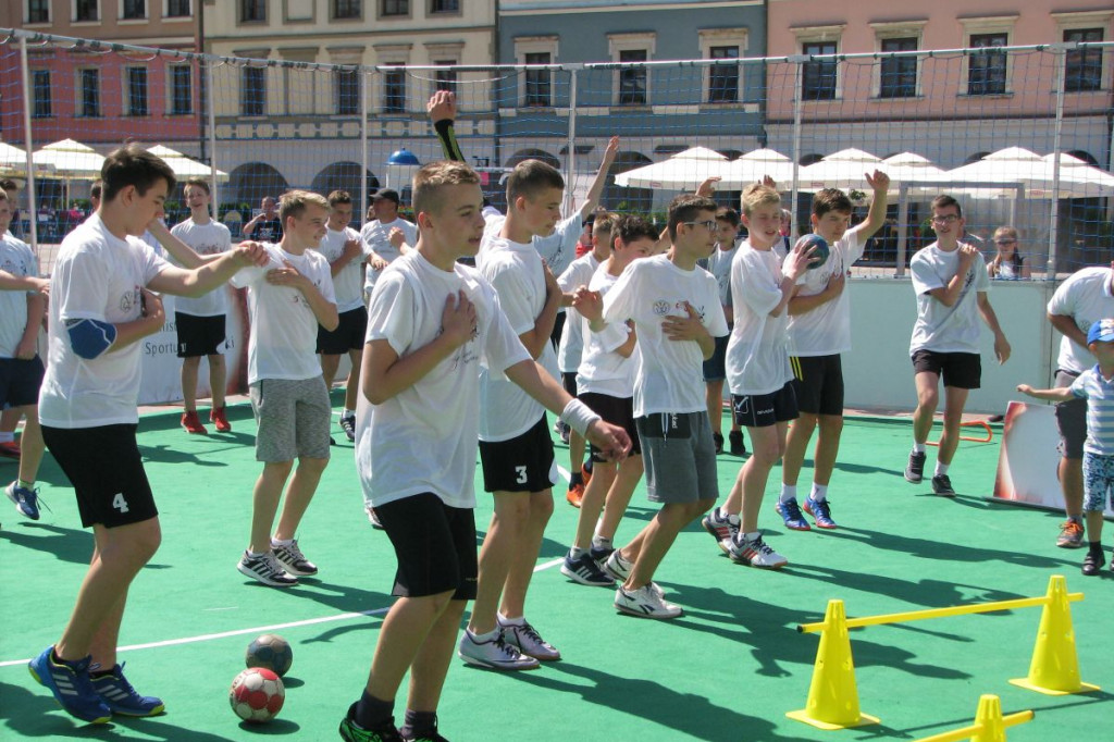 Zamość: Artur Siódmiak i Michał Jurecki zachęcali do gry w piłkę ręczną [ZDJĘCIA]