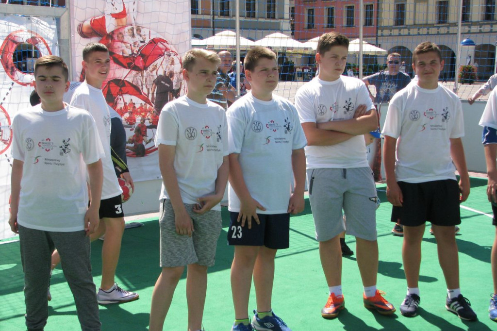 Zamość: Artur Siódmiak i Michał Jurecki zachęcali do gry w piłkę ręczną [ZDJĘCIA]