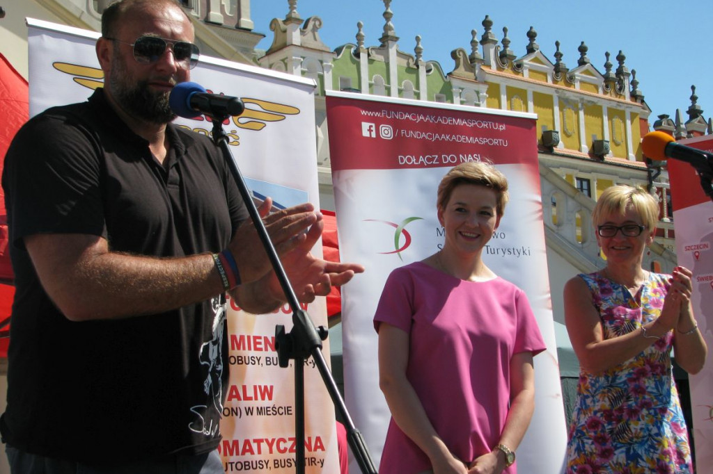 Zamość: Artur Siódmiak i Michał Jurecki zachęcali do gry w piłkę ręczną [ZDJĘCIA]