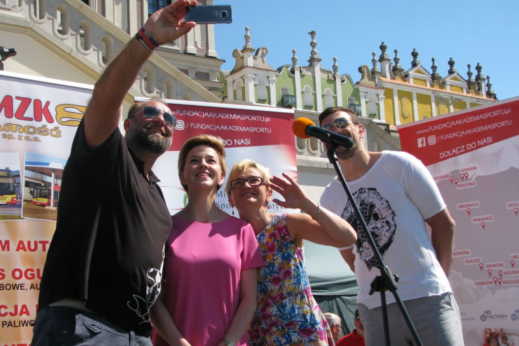 Zamość: Artur Siódmiak i Michał Jurecki zachęcali do gry w piłkę ręczną [ZDJĘCIA]