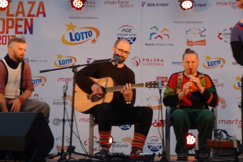Zamość: Zabawa z kabaretem Łowcy.B [FOTO, VIDEO]