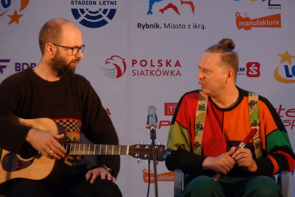 Zamość: Zabawa z kabaretem Łowcy.B [FOTO, VIDEO]