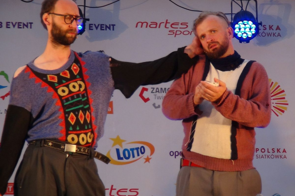 Zamość: Zabawa z kabaretem Łowcy.B [FOTO, VIDEO]