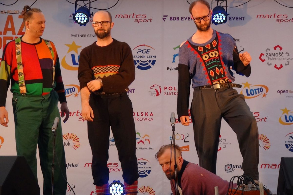 Zamość: Zabawa z kabaretem Łowcy.B [FOTO, VIDEO]