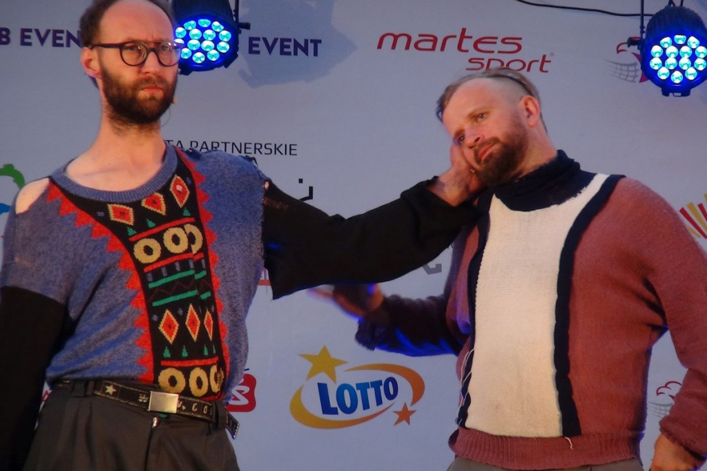 Zamość: Zabawa z kabaretem Łowcy.B [FOTO, VIDEO]