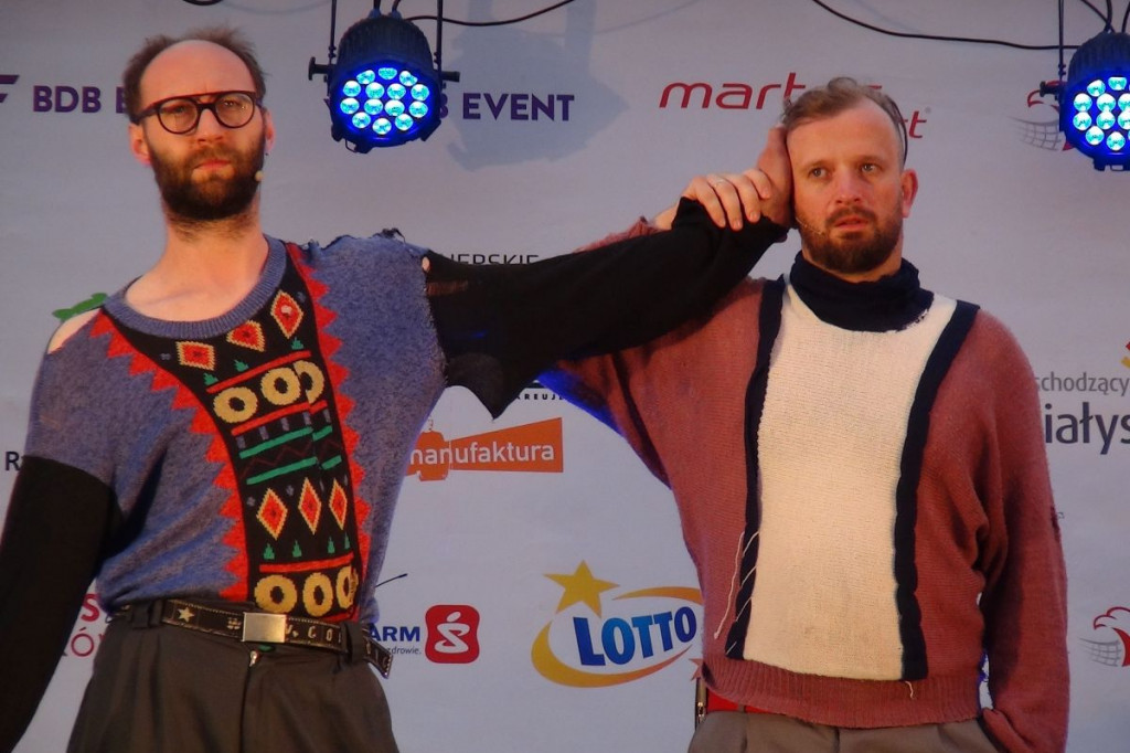 Zamość: Zabawa z kabaretem Łowcy.B [FOTO, VIDEO]