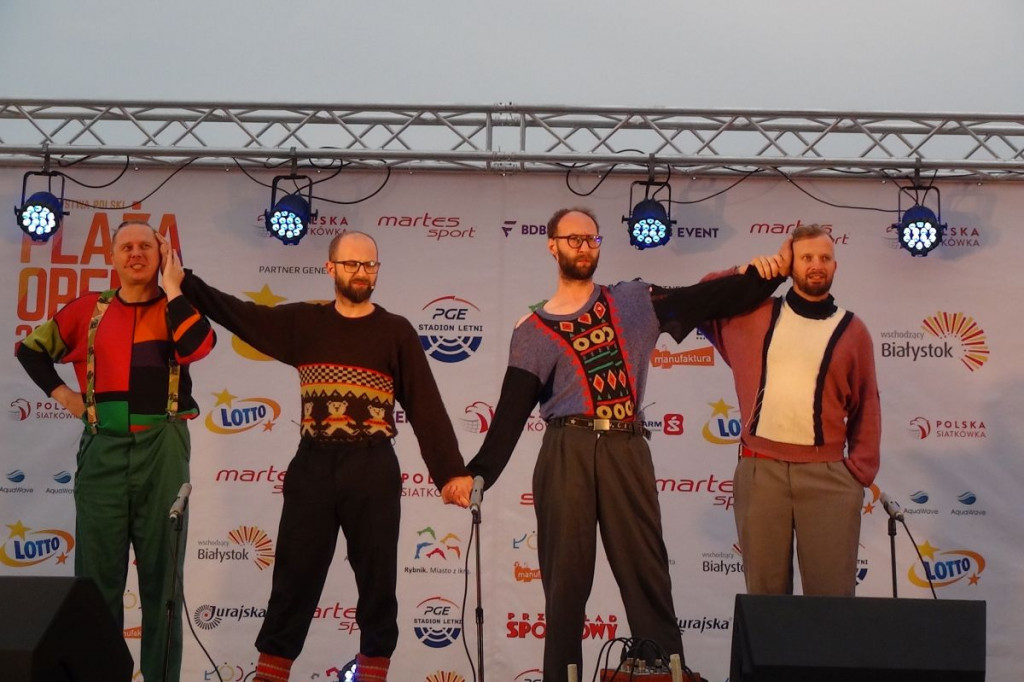 Zamość: Zabawa z kabaretem Łowcy.B [FOTO, VIDEO]