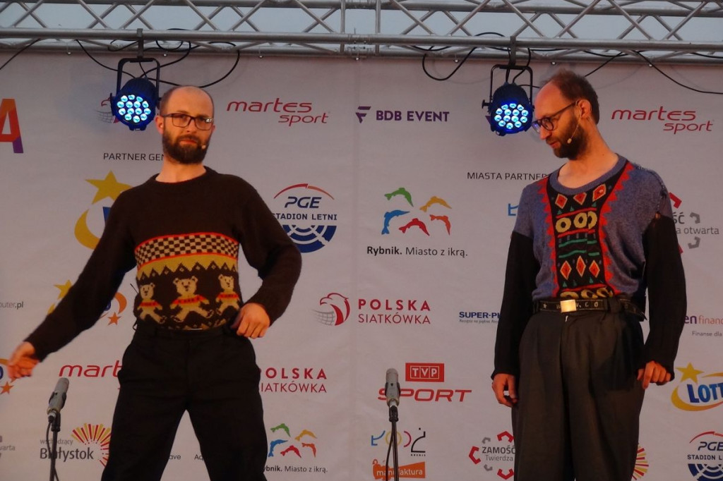 Zamość: Zabawa z kabaretem Łowcy.B [FOTO, VIDEO]