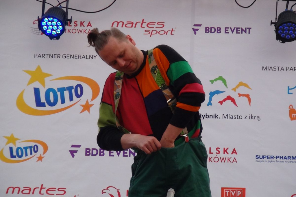 Zamość: Zabawa z kabaretem Łowcy.B [FOTO, VIDEO]