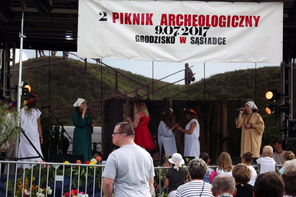 Sąsiadka: Tłumy na Pikniku Archeologicznym