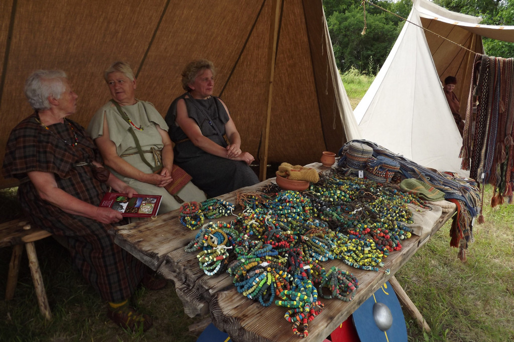 Sąsiadka: Tłumy na Pikniku Archeologicznym