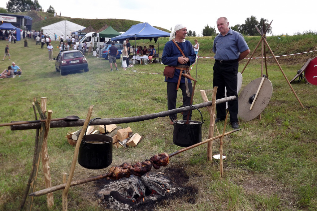 Sąsiadka: Tłumy na Pikniku Archeologicznym