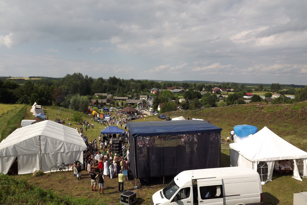 Sąsiadka: Tłumy na Pikniku Archeologicznym