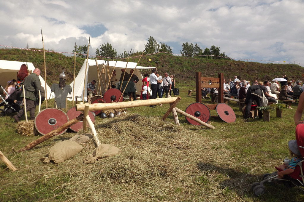 Sąsiadka: Tłumy na Pikniku Archeologicznym