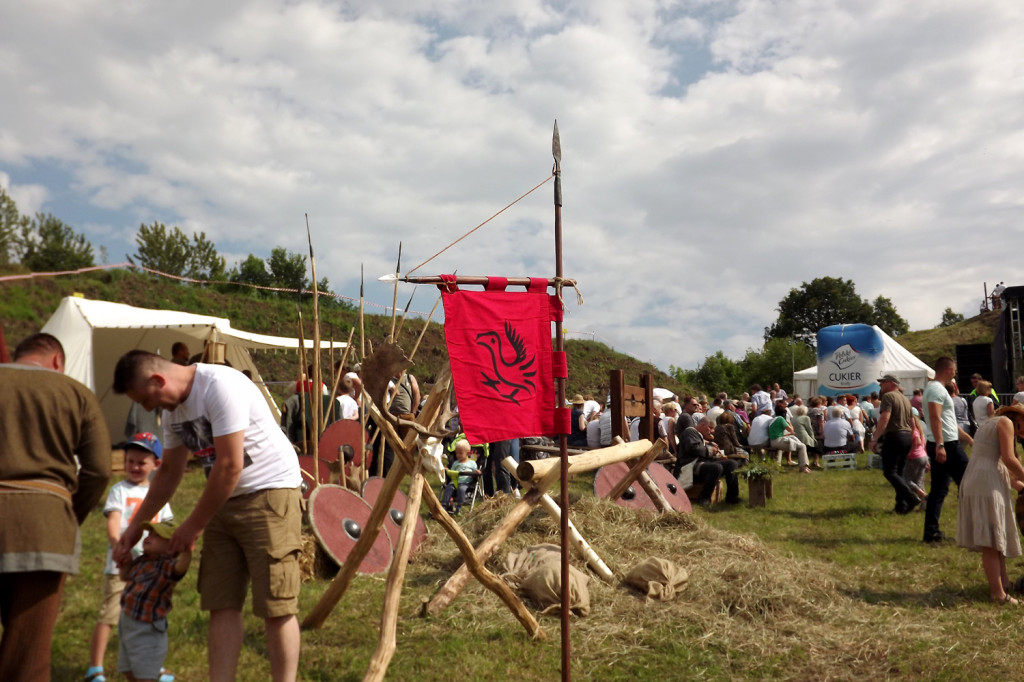 Sąsiadka: Tłumy na Pikniku Archeologicznym