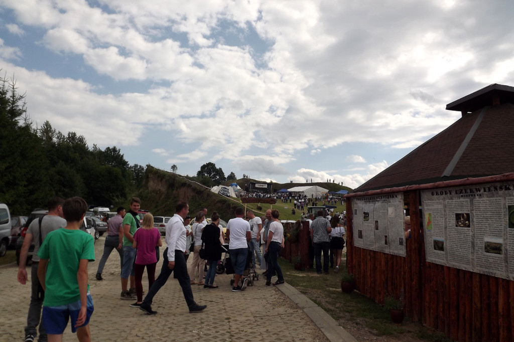 Sąsiadka: Tłumy na Pikniku Archeologicznym