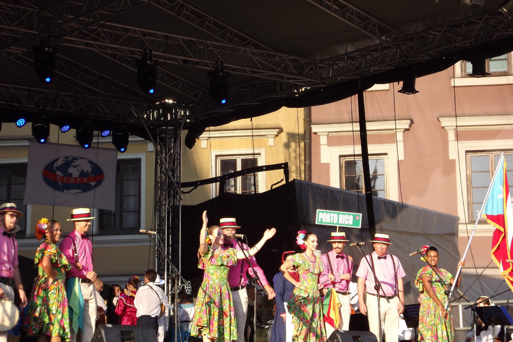 Zamość: Barwnie i międzynarodowo ruszył Eurofolk [FOTO]