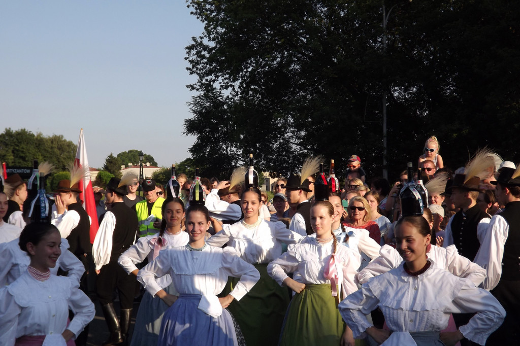 Zamość: Barwnie i międzynarodowo ruszył Eurofolk [FOTO]