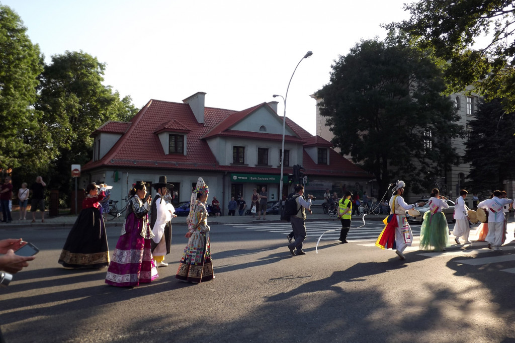 Zamość: Barwnie i międzynarodowo ruszył Eurofolk [FOTO]