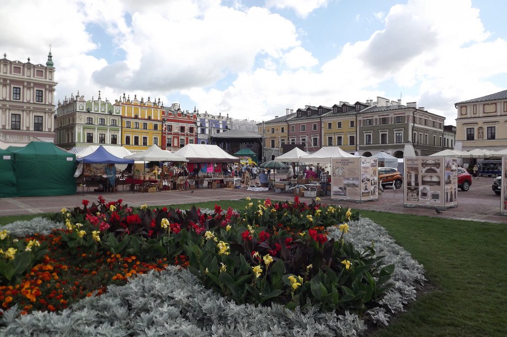 Zamość: Sztuka ludowa na Rynku Wielkim [FOTO]