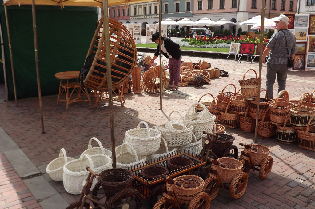 Zamość: Sztuka ludowa na Rynku Wielkim [FOTO]
