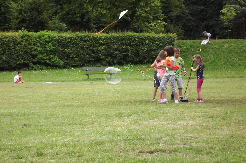 Zamość: Latawce, balony i bańki mydlane na pikniku