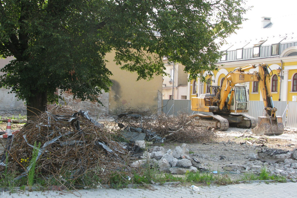 Zamość: Wyburzanie Zielonego Rynku