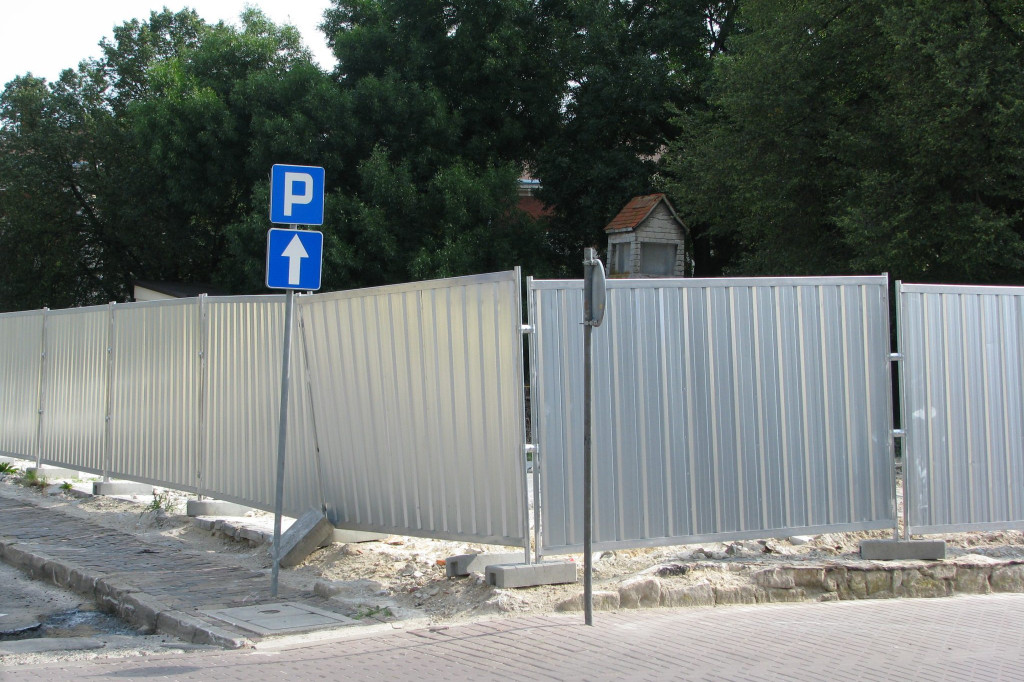 Zamość: Wyburzanie Zielonego Rynku