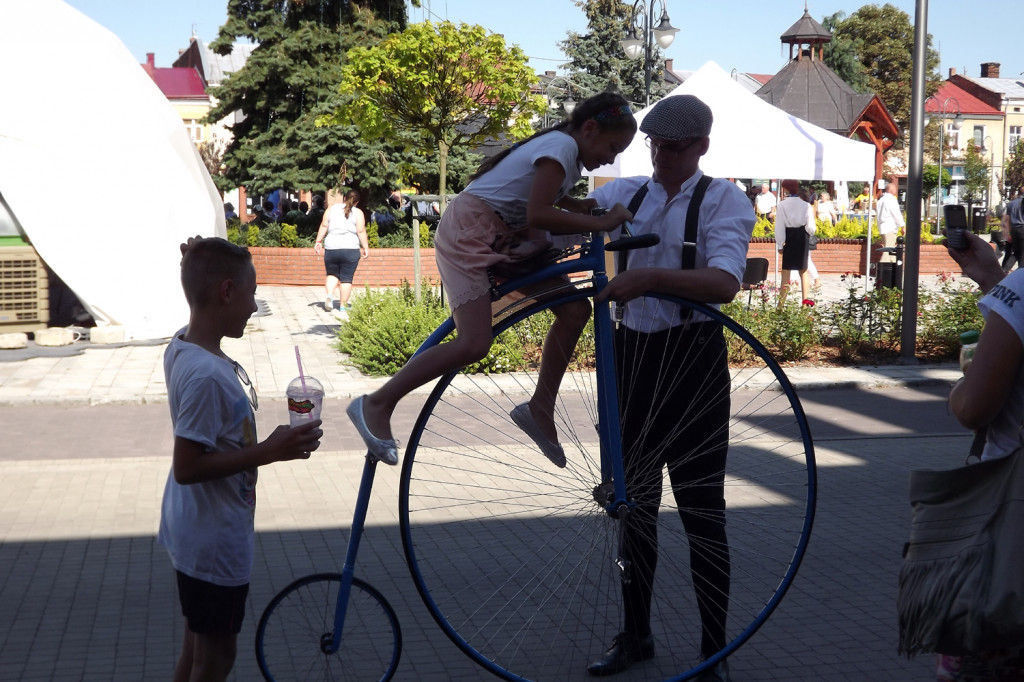 Lubaczów: Lata 20. i 30. na kresowym festiwalu [FOTO]
