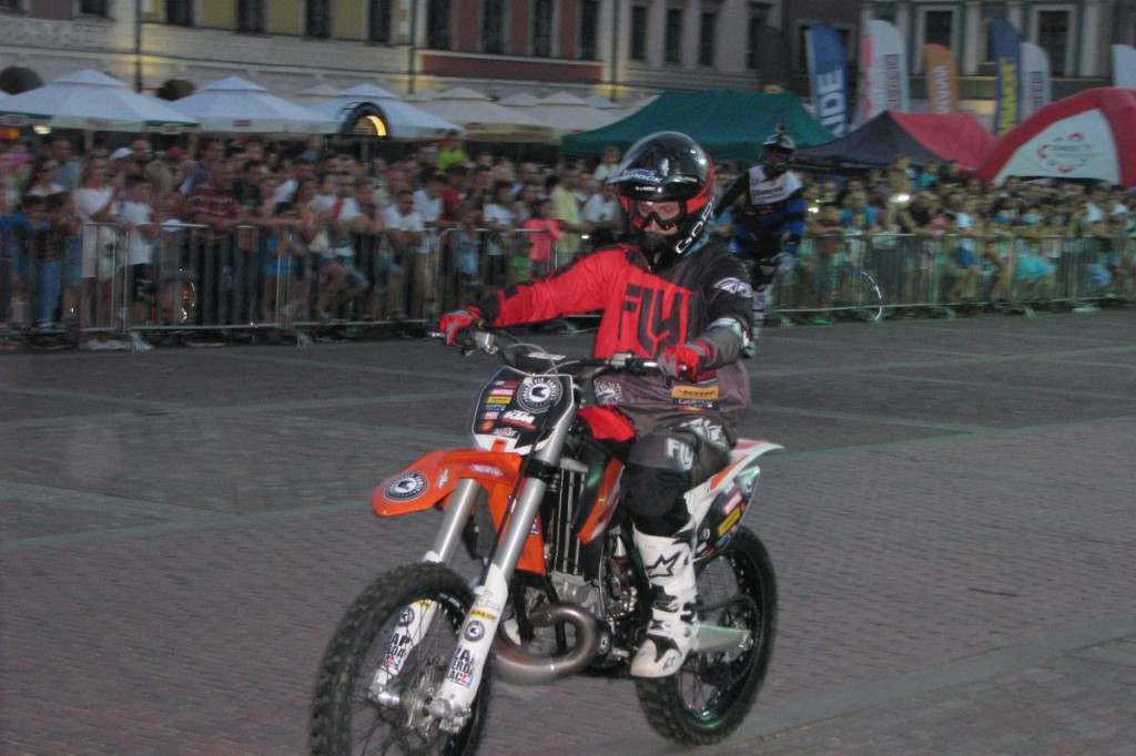 Zamość: Pokaz FRS i Freestyle Motocros Night Show [FOTO, VIDEO]