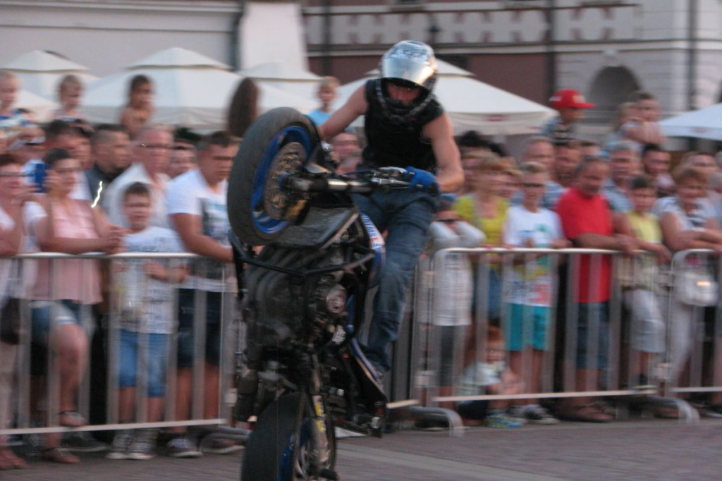 Zamość: Pokaz FRS i Freestyle Motocros Night Show [FOTO, VIDEO]