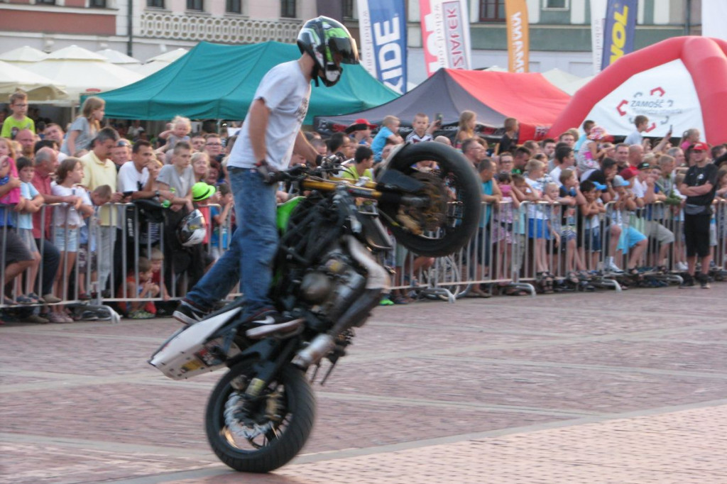 Zamość: Pokaz FRS i Freestyle Motocros Night Show [FOTO, VIDEO]