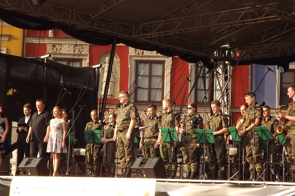 Zamość: Orkiestry wojskowe po raz 12. na przeglądzie [FOTO]