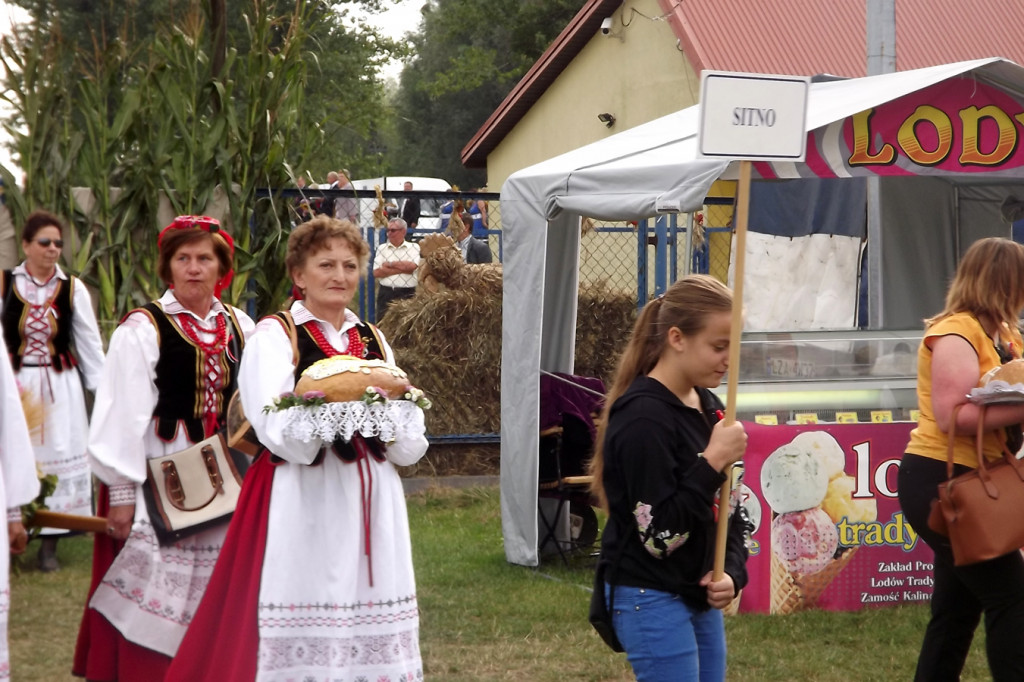 Skierbieszów: Dziękowali za tegoroczne plony [FOTO]