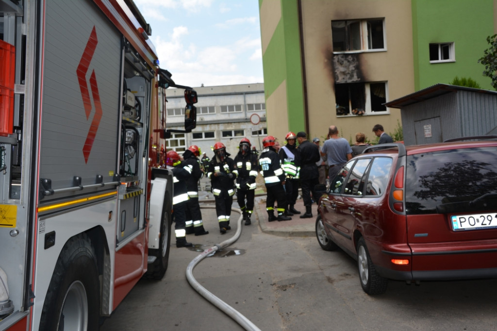 Zamość: Pożar w bloku przy ul. Peowiaków - AKTUALIZACJA