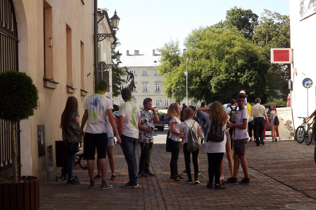 Zamość: Młodzież w feerii barw [FOTO]