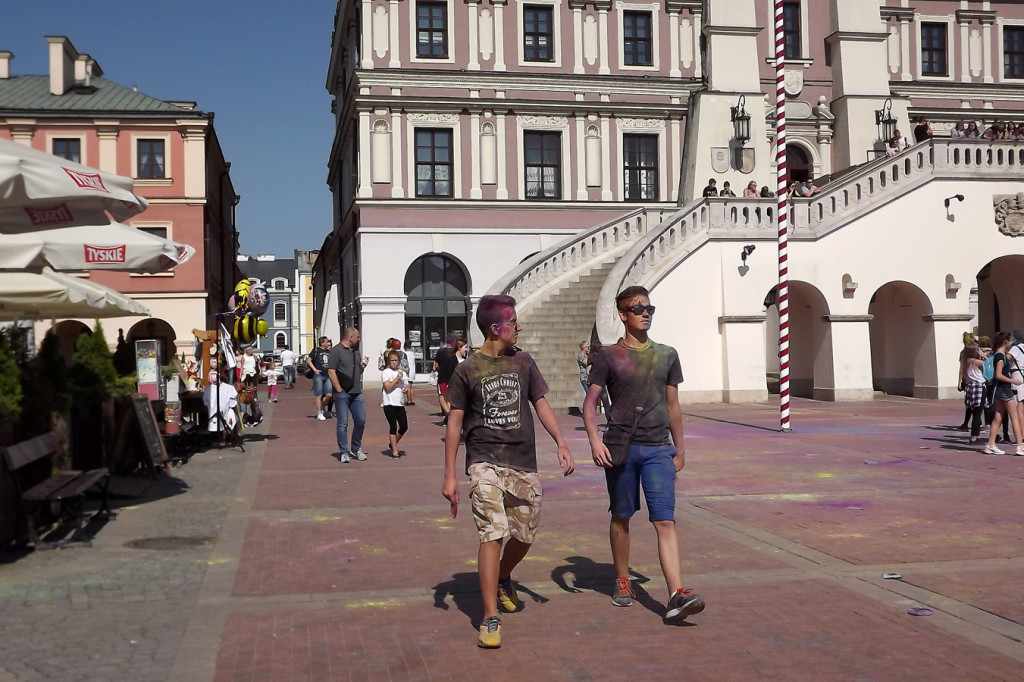 Zamość: Młodzież w feerii barw [FOTO]